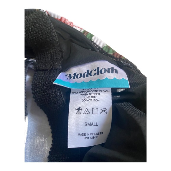 Modcloth Bathingsuit NWOT - Picture 3 of 13